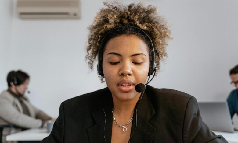 official tech hotline contact number